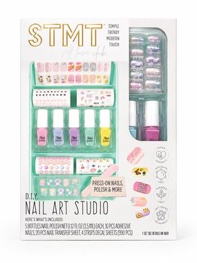 STMT DIY Nail Art Studio Press-On Nails & Sticker Set New in Box